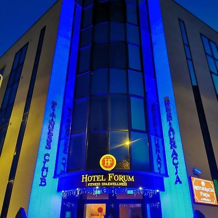 Hotel Forum Fitness Spa & Wellness Lublino Esterno foto