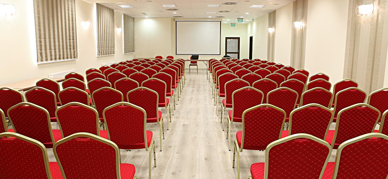 Hotel Forum Fitness Spa & Wellness Lublino Esterno foto