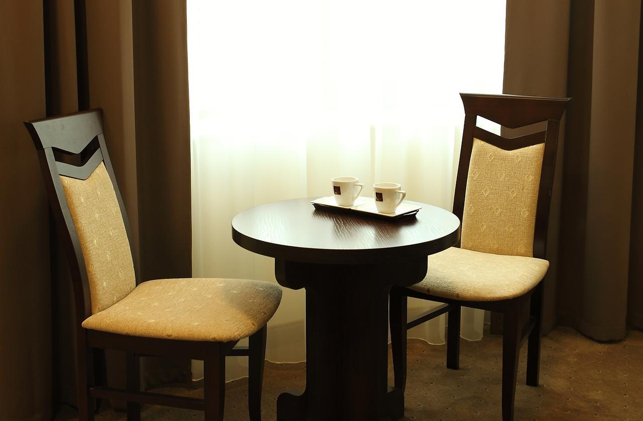 Hotel Forum Fitness Spa & Wellness Lublino Esterno foto